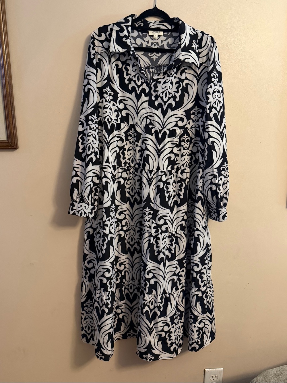 Umgee Black and White Damask Tiered Shirt Dress